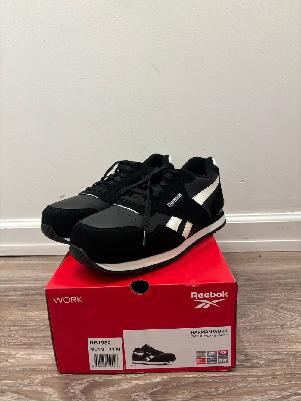 Reebok Men’s Black and White Athletic Work Sneaker